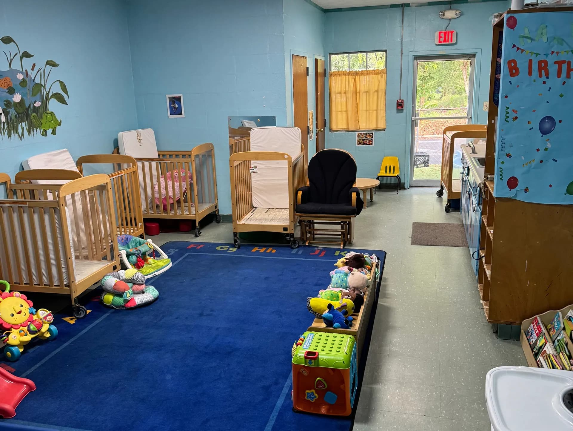Infant & Toddler classroom